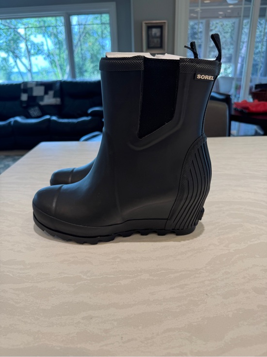 Sorel Shoes - SOREL Joan Rain Wedge Chelsea Boots Women’s 10 Black Waterproof NWT